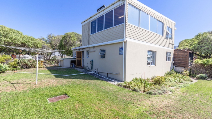 3 Bedroom Property for Sale in Franskraal Western Cape